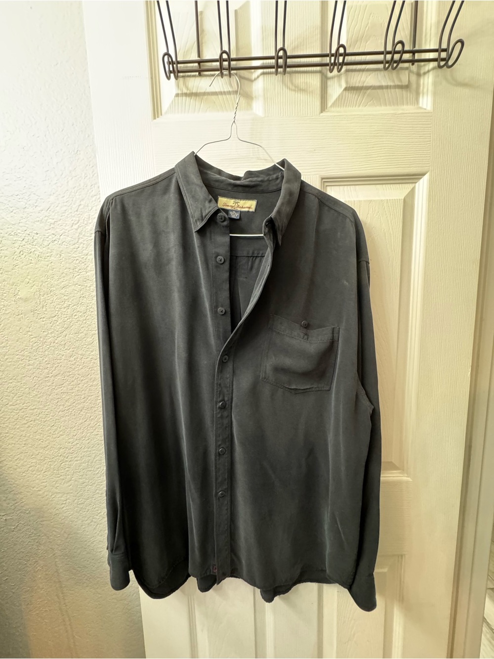 Tommy Bahama Men's Black Lightweight Button-Up Shirt